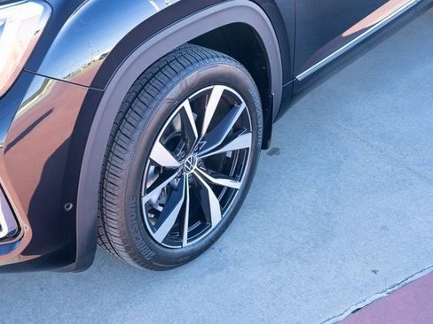 New 2026 Volkswagen Atlas Cross Sport SEL Premium R-Line AWD/4WD image 10