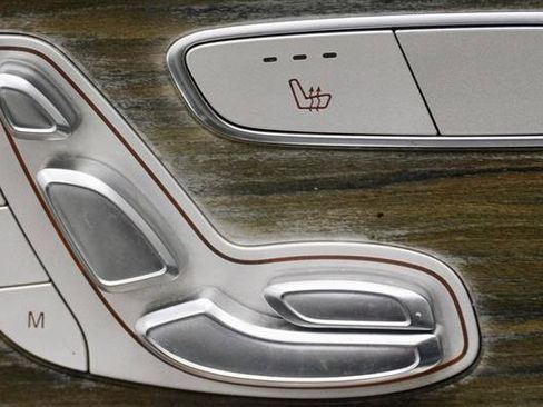 Used 2016 Mercedes-Benz C 300 4MATIC Sedan image 39