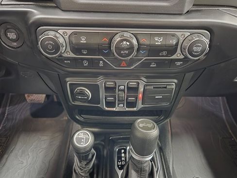 Used 2021 Jeep Wrangler Unlimited Sport AWD/4WD image 33