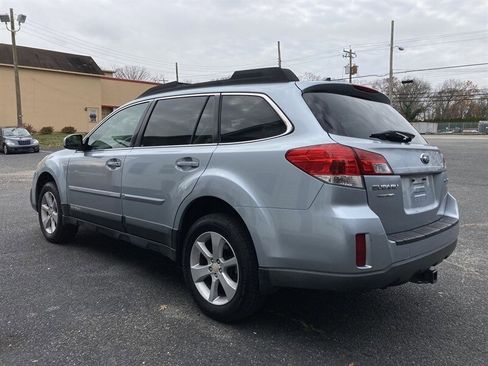 Used 2014 Subaru Outback 2.5i Premium image 6