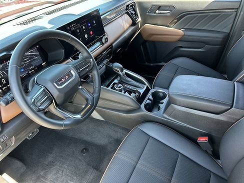 Used 2026 GMC Canyon AT4 w/ Nightfall Essentials Package AWD/4WD image 10