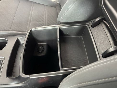 Used 2020 Kia Sorento LX image 25