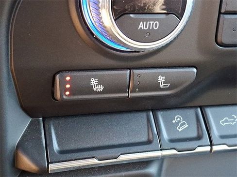 Used 2022 GMC Sierra 2500 SLE w/ SLE Value Package; image 30