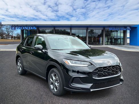 New 2027 Honda HR-V LX image 1
