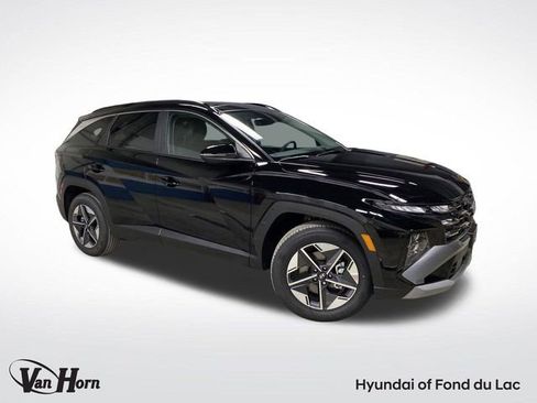 New 2025 Hyundai Tucson SEL image 1