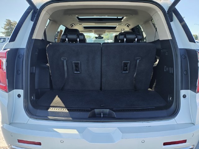 Used 2022 GMC Acadia Denali w/ GMC Pro Grade Package AWD/4WD image 9