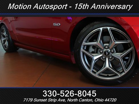 Used 2013 Ford Mustang GT Premium w/ Security Pkg RWD image 44