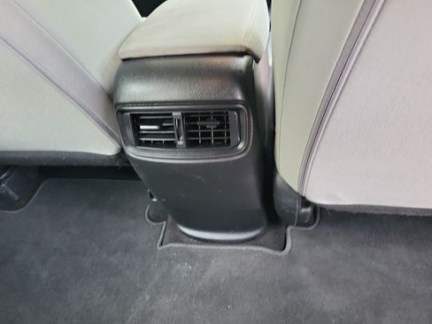 Certified 2017 Honda CR-V LX image 14