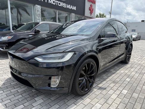 Used 2017 Tesla Model X 75D AWD/4WD image 3