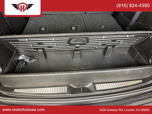 Used 2017 Chevrolet Tahoe LT image 59