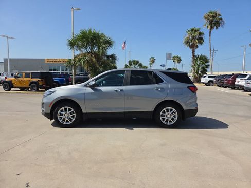 Used 2023 Chevrolet Equinox LT w/ LPO, Floor Liner Package AWD/4WD image 11