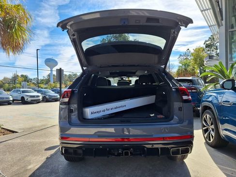 New 2026 Volkswagen Atlas Cross Sport SEL R-Line image 27