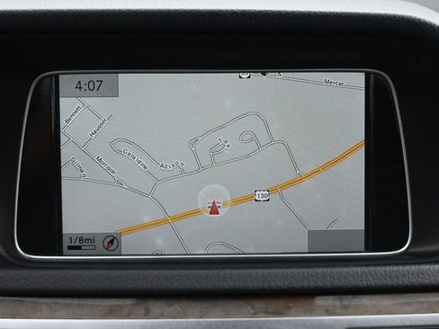 Used 2014 Mercedes-Benz E 550 4MATIC Sedan image 26