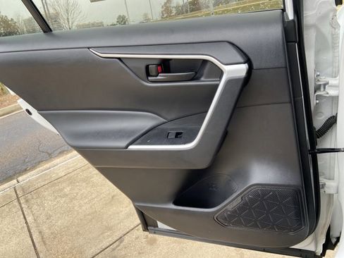 Used 2024 Toyota RAV4 LE image 46