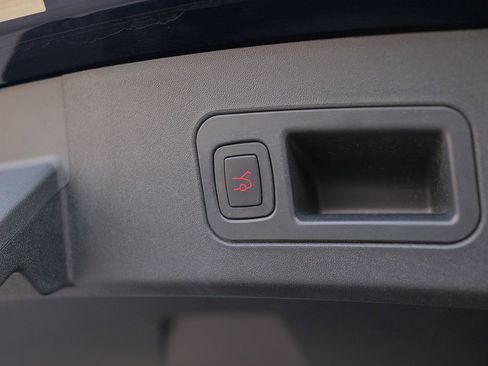 Used 2014 Tesla Model S 85 image 11