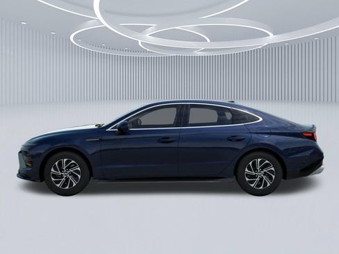 New 2026 Hyundai Sonata Blue FWD image 3