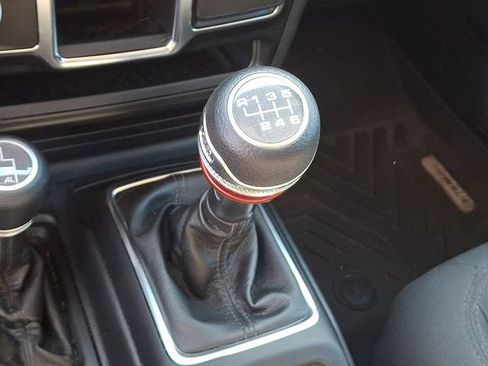 Used 2022 Jeep Wrangler Unlimited Sport AWD/4WD image 11