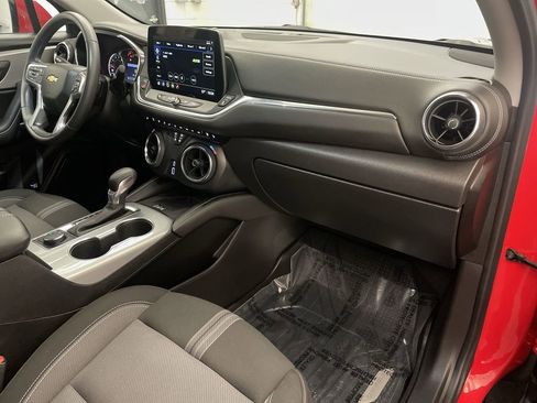 Used 2024 Chevrolet Blazer LT w/ Convenience Package FWD image 21