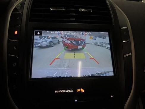 Used 2017 Lincoln MKC Select w/ Select Plus Package AWD/4WD image 26