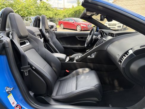 Used 2018 Jaguar F-TYPE R-Dynamic AWD/4WD image 23