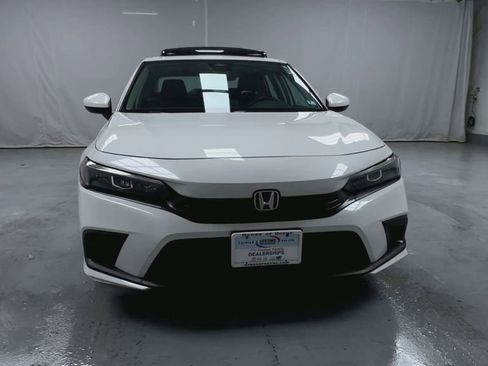 Used 2024 Honda Civic EX image 3