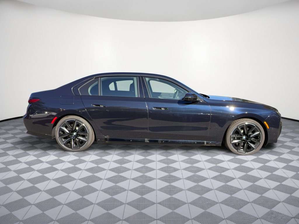 Used 2026 BMW 740i xDrive w/ Executive Package AWD/4WD image 8