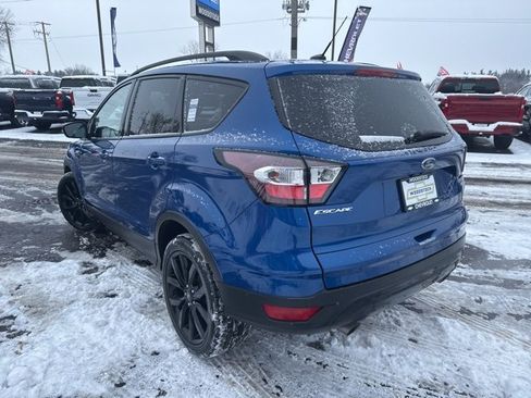 Used 2017 Ford Escape Titanium image 5