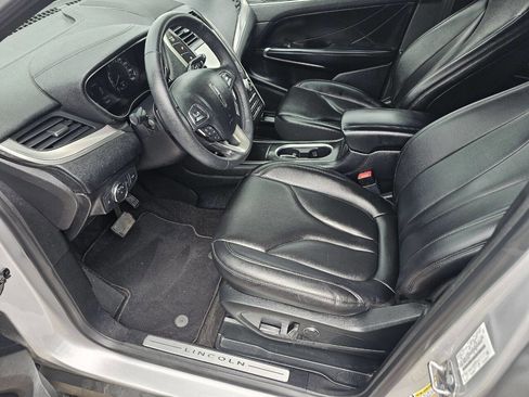Used 2019 Lincoln MKC Premiere FWD image 7