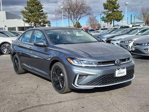 New 2026 Volkswagen Jetta SE image 1