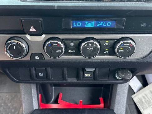 Used 2023 Toyota Tacoma SR AWD/4WD image 27