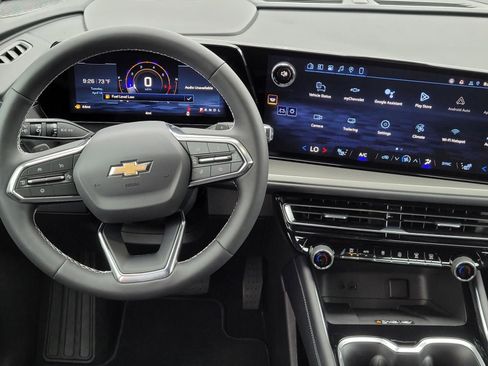 New 2026 Chevrolet Traverse LT FWD image 12