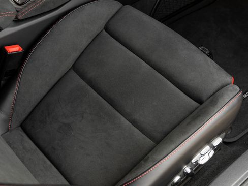 Certified 2025 Porsche 718 Boxster Spyder RS RWD image 36