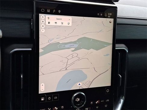 Used 2024 GMC Acadia AT4 w/ Luxury Package image 13