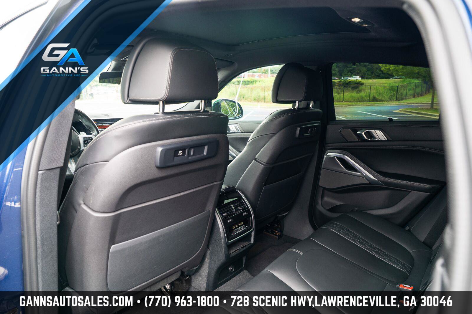 Used 2022 BMW X6 xDrive40i w/ M Sport Package AWD/4WD image 34