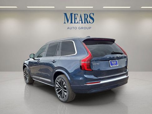 New 2026 Volvo XC90 B5 Plus image 3