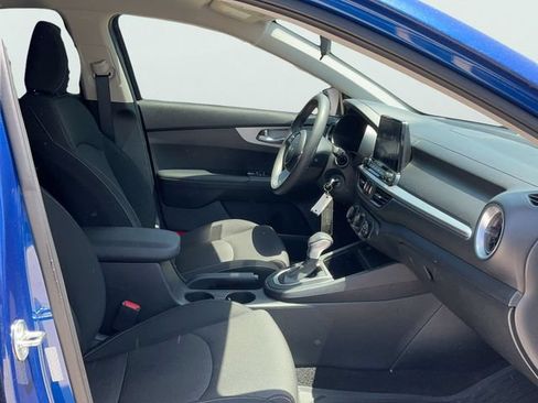 Used 2024 Kia Forte LXS FWD image 10