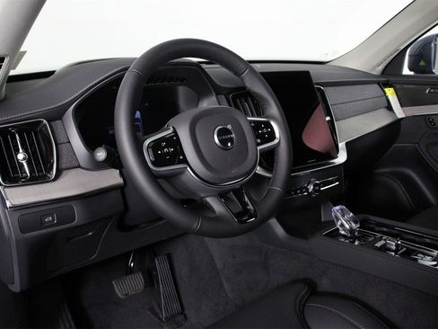 New 2025 Volvo XC90 B6 Ultra image 8