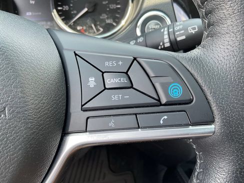 Used 2020 Nissan Rogue SL w/ Premium Package AWD/4WD image 14