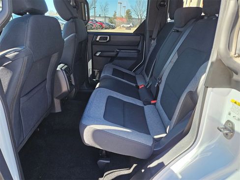 Used 2025 Ford Bronco Big Bend image 26