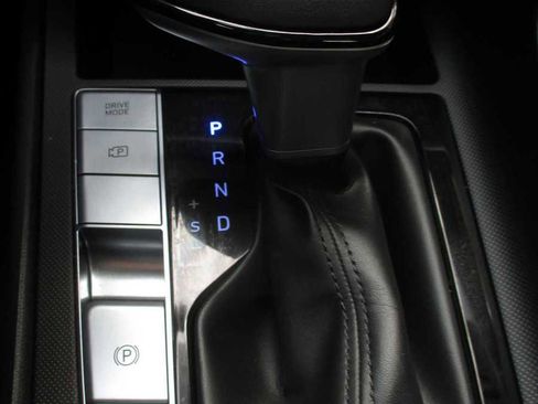 Used 2024 Hyundai Elantra SEL w/ Convenience Package image 22