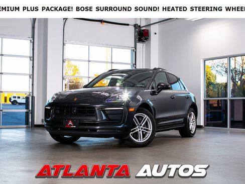Used 2024 Porsche Macan image 1