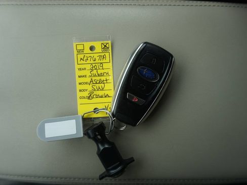 Used 2019 Subaru Ascent Premium AWD/4WD image 31