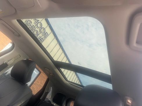 Used 2017 Ford Edge Titanium w/ Canadian Touring Package image 22