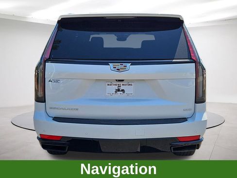 Used 2022 Cadillac Escalade Sport AWD/4WD image 6