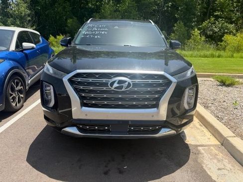 Used 2020 Hyundai Palisade Limited FWD image 3