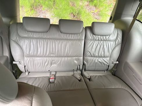 Used 2010 Honda Odyssey EX-L image 12