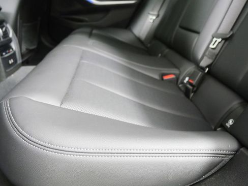 Certified 2022 BMW 330i Sedan w/ Premium Package 2 image 15