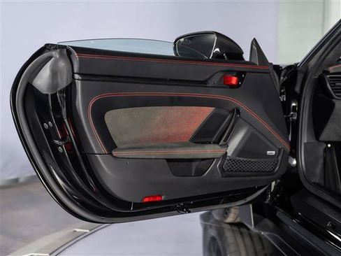 Certified 2025 Porsche 911 GT3 RS RWD image 24