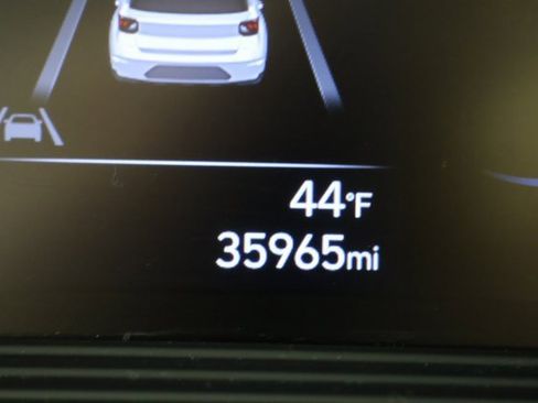 Certified 2023 Hyundai Venue SEL w/ Cargo Package image 13