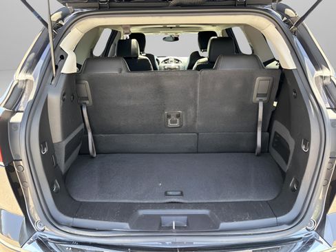 Used 2017 Buick Enclave Leather image 11